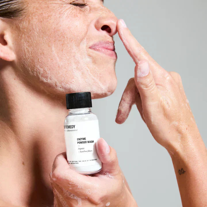 Як користуватися ензимною пудрою для обличчя
