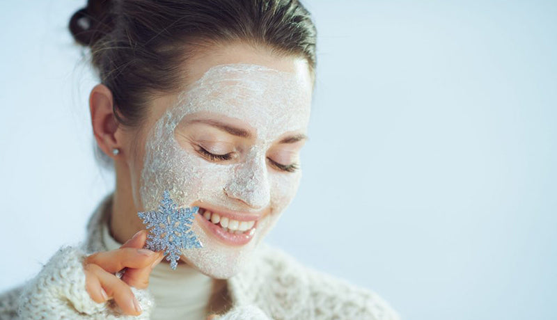 Як захистити шкіру обличчя від морозу: зимовий догляд