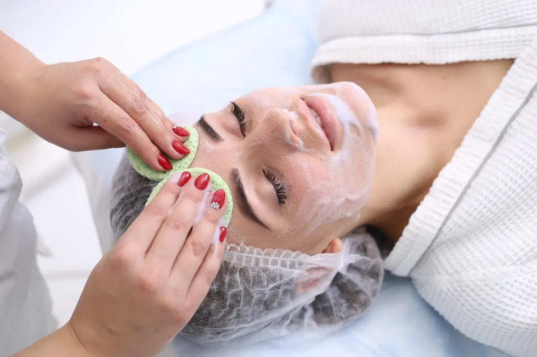 Пілінги: як обрати та використовувати без шкоди