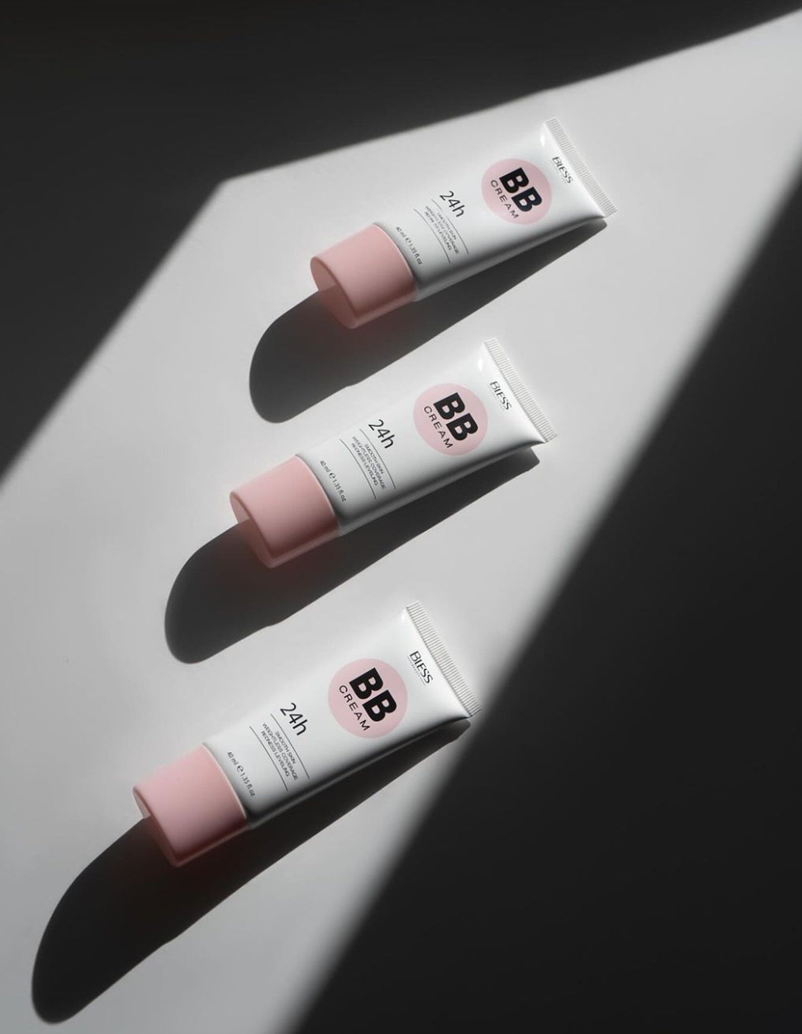 BB крем для обличчя Smooth Skin 24H — Bless Beauty