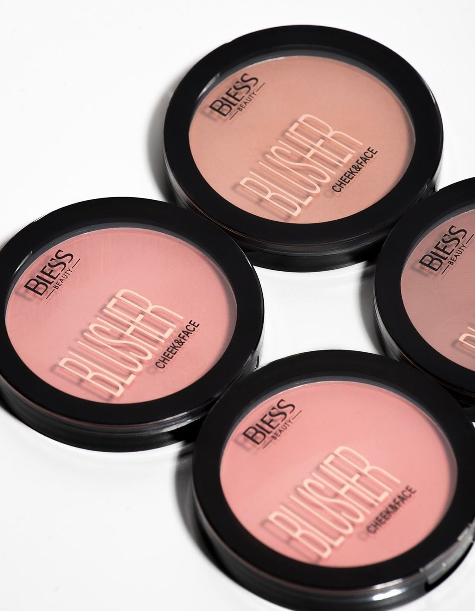 Компактна рум'яна для обличчя Blusher — Bless Beauty