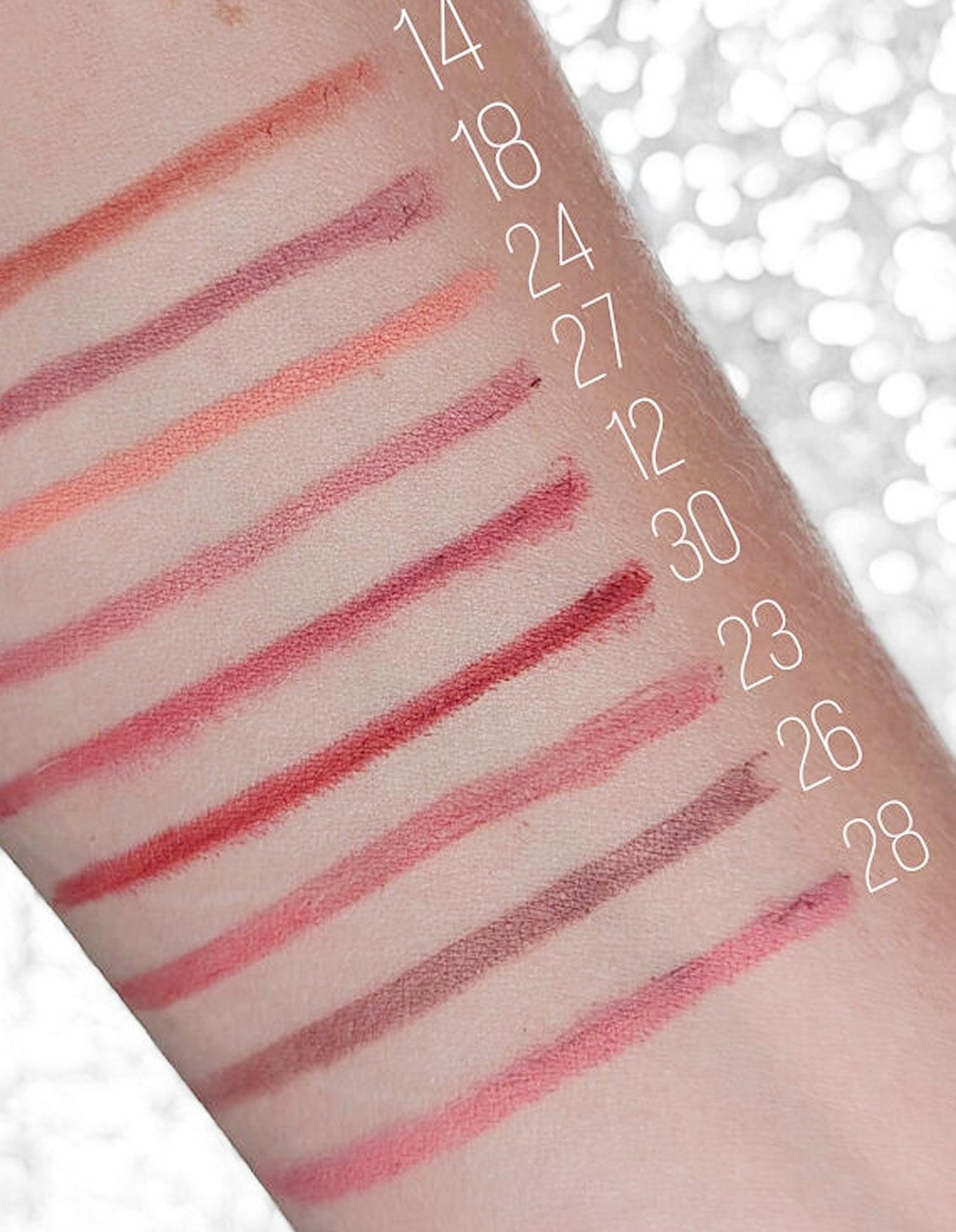Контурний олівець для губ Max Intense Colour — Eveline Cosmetics