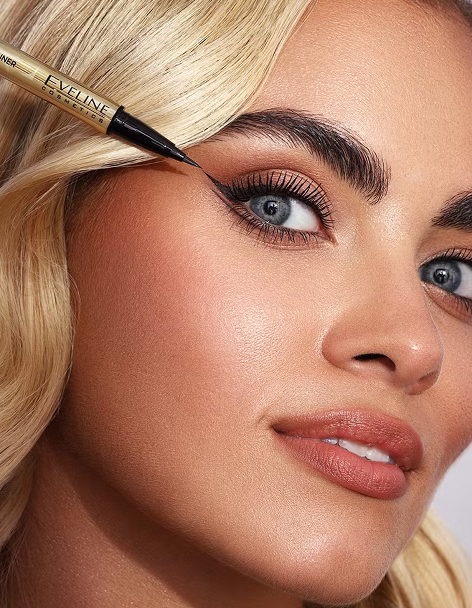 Підводка-фломастер Waterproof Variete Eyeliner — фото 7