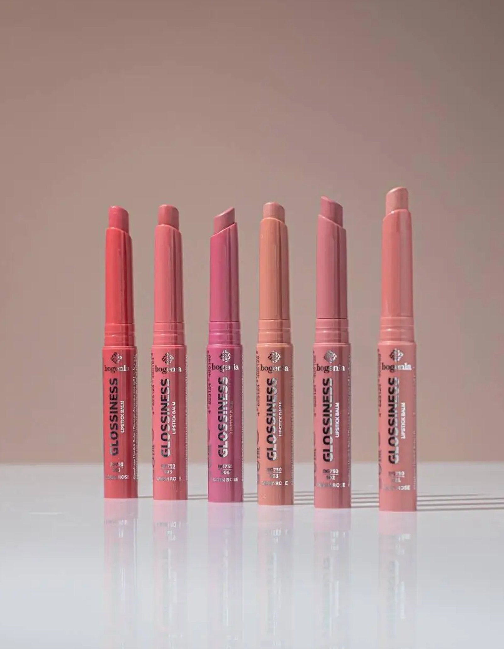 Помада-бальзам для губ Glossiness Lipstick Balm — Bogenia